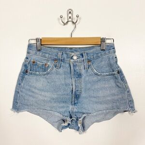 Levi’s 501 original fit high rise button fly women’s shorts size 25